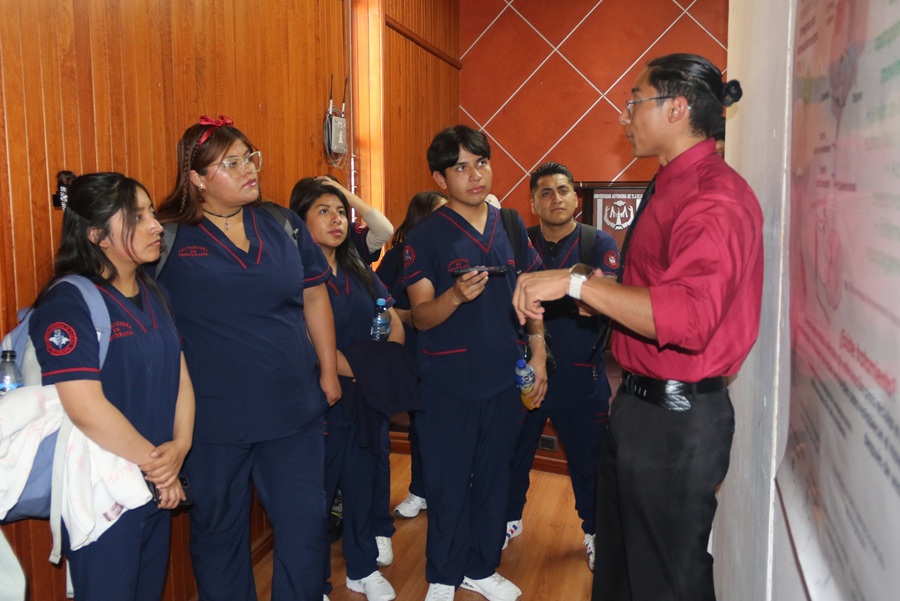 Intensa Actividad Despliega la UATx en la Difusión de las Neurociencias